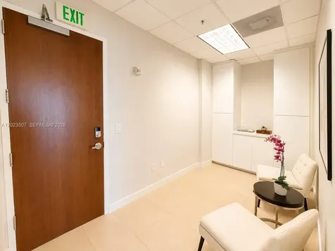 175 SW 7th Street Miami FL 33130