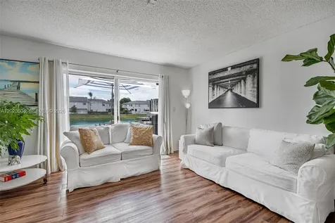 14207 SW 121st Place Miami FL 33186