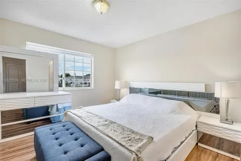 14207 SW 121st Place Miami FL 33186