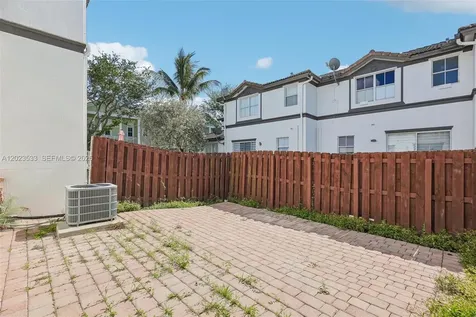 7616 NW 114th Path Doral FL 33178