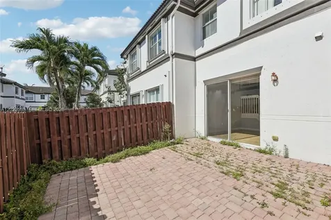 7616 NW 114th Path Doral FL 33178