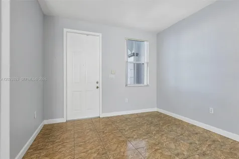 7616 NW 114th Path Doral FL 33178