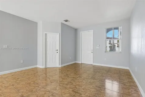 7616 NW 114th Path Doral FL 33178