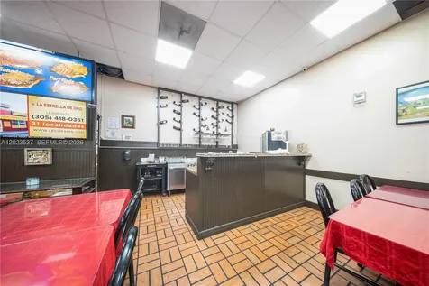 652 East 9th Street Hialeah FL 33010