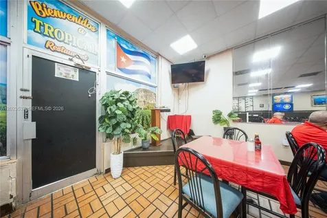 652 East 9th Street Hialeah FL 33010