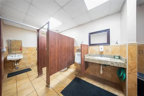 652 East 9th Street Hialeah FL 33010