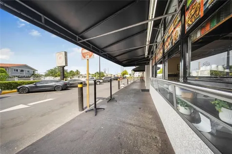 652 East 9th Street Hialeah FL 33010