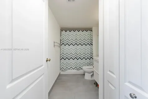 2642 Collins Avenue Miami Beach FL 33140