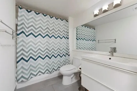 2642 Collins Avenue Miami Beach FL 33140