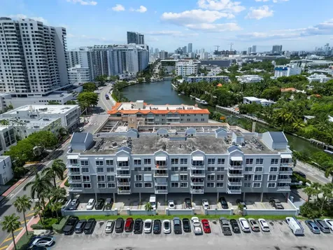 2642 Collins Avenue Miami Beach FL 33140