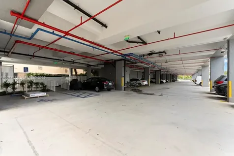 2642 Collins Avenue Miami Beach FL 33140