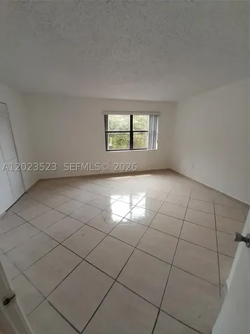 10245 NW 9th St Circle Miami FL 33172