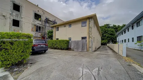 427 SW 6th Street Miami FL 33130