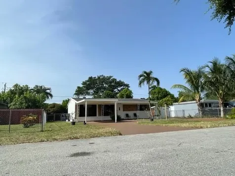 6141 Wiley Street Hollywood FL 33023