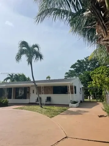 6141 Wiley Street Hollywood FL 33023