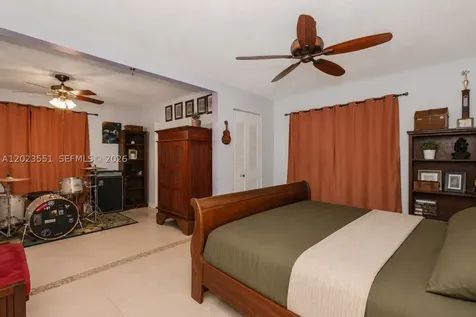 11482 SW 109th Road Miami FL 33176