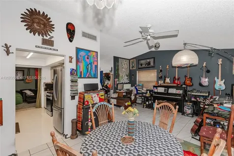11482 SW 109th Road Miami FL 33176