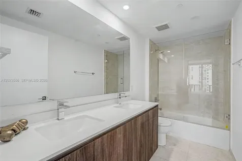 488 NE 18th Street Miami FL 33132