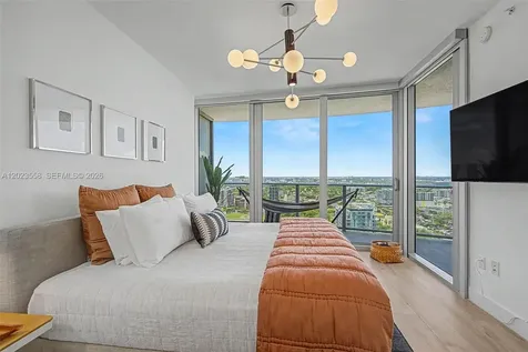 488 NE 18th Street Miami FL 33132