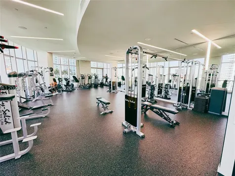 488 NE 18th Street Miami FL 33132