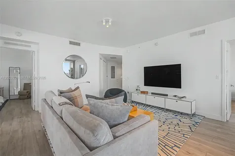488 NE 18th Street Miami FL 33132