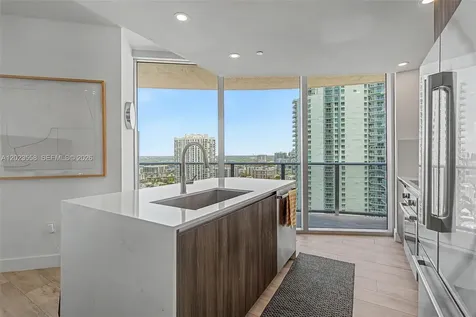 488 NE 18th Street Miami FL 33132