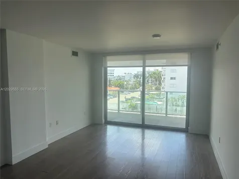 1025 92 Street Bay Harbor Islands FL 33154