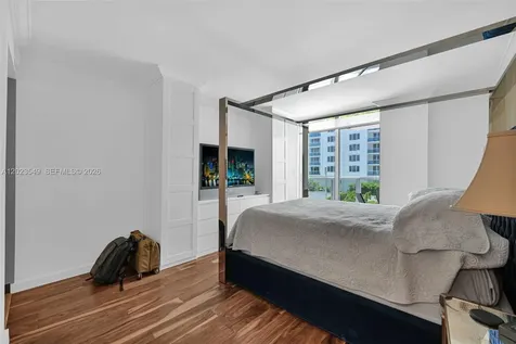 2401 Collins Avenue Miami Beach FL 33140