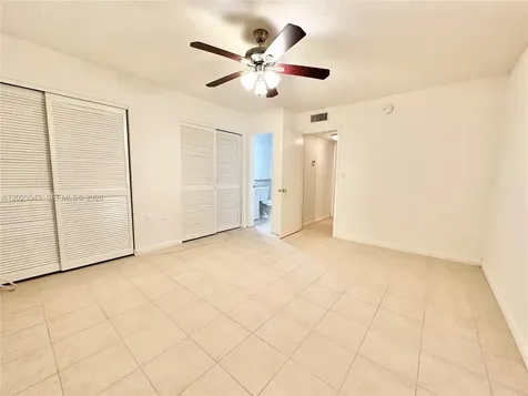 8650 SW 67th Avenue Pinecrest FL 33143