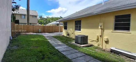 3277 NW 123rd Avenue Sunrise FL 33323