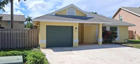 3277 NW 123rd Avenue Sunrise FL 33323