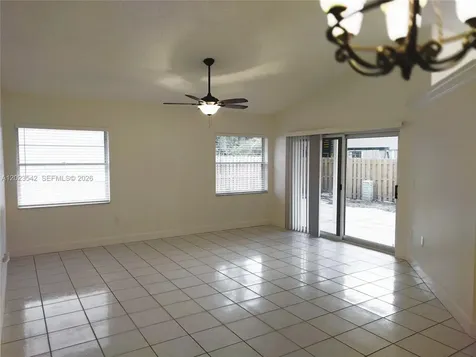 3277 NW 123rd Avenue Sunrise FL 33323