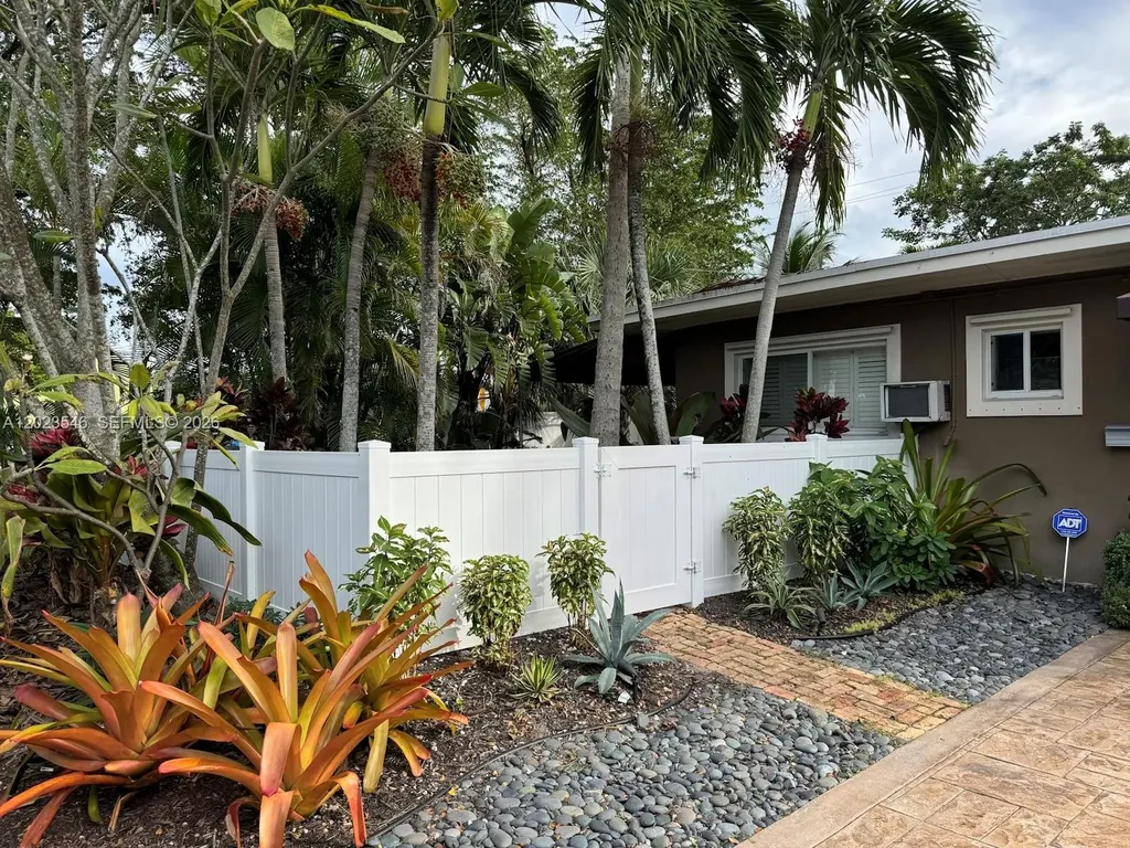 2417 NE 15th Avenue Wilton Manors FL 33305