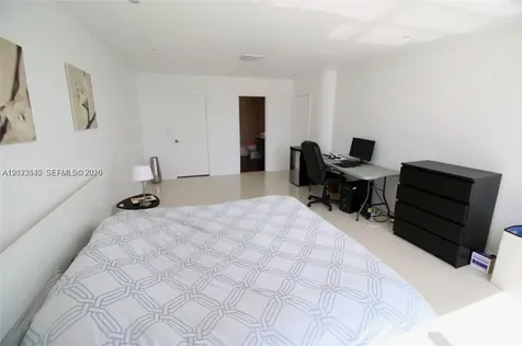 900 Bay Drive Miami Beach FL 33141