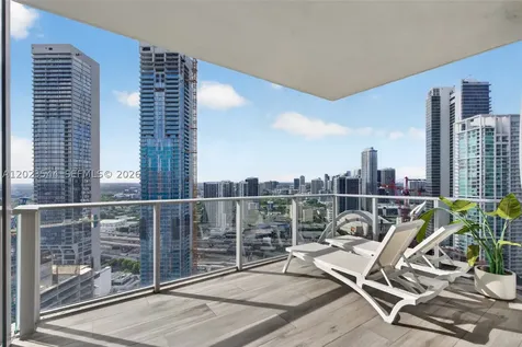 851 NE 1st Avenue Miami FL 33132