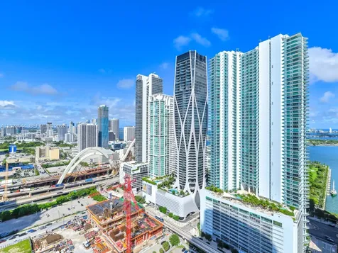 851 NE 1st Avenue Miami FL 33132