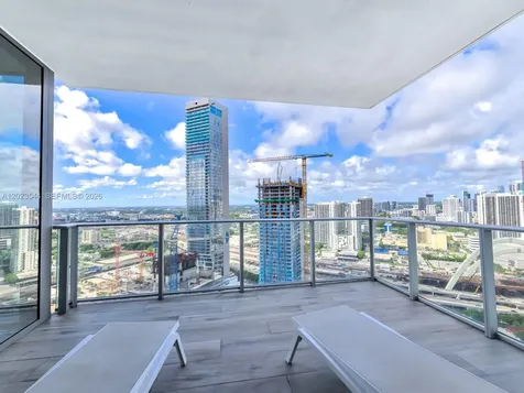 851 NE 1st Avenue Miami FL 33132