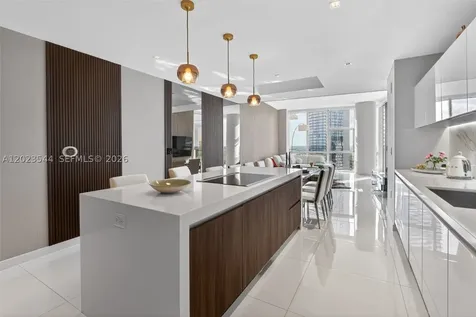 851 NE 1st Avenue Miami FL 33132