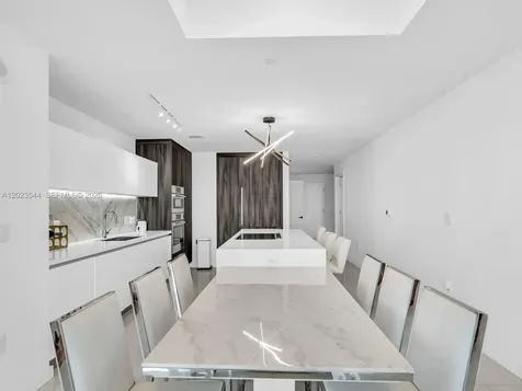 851 NE 1st Avenue Miami FL 33132