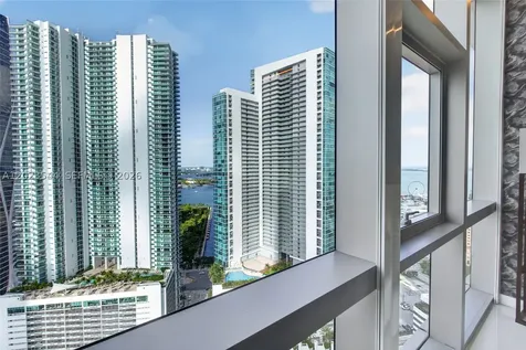 851 NE 1st Avenue Miami FL 33132