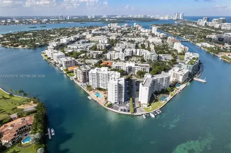 9102 W Bay Harbor Drive Bay Harbor Islands FL 33154