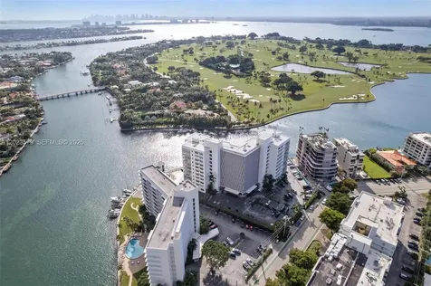 9102 W Bay Harbor Drive Bay Harbor Islands FL 33154