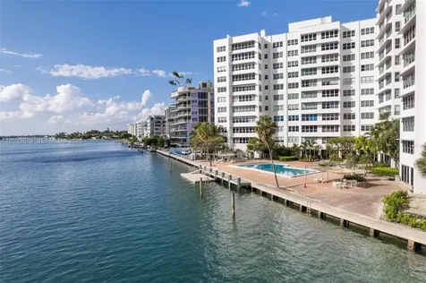 9102 W Bay Harbor Drive Bay Harbor Islands FL 33154