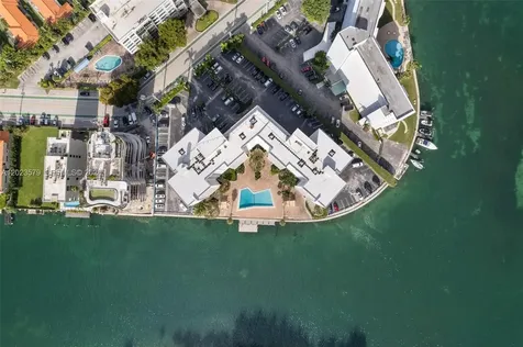 9102 W Bay Harbor Drive Bay Harbor Islands FL 33154