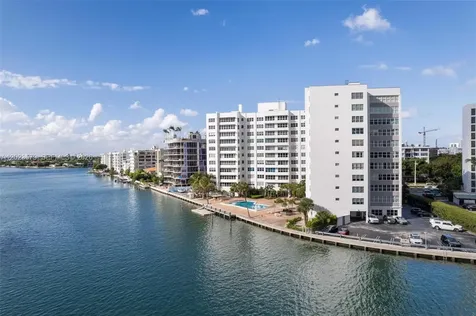 9102 W Bay Harbor Drive Bay Harbor Islands FL 33154