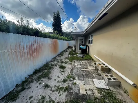 4560 NW 6th Court Plantation FL 33317