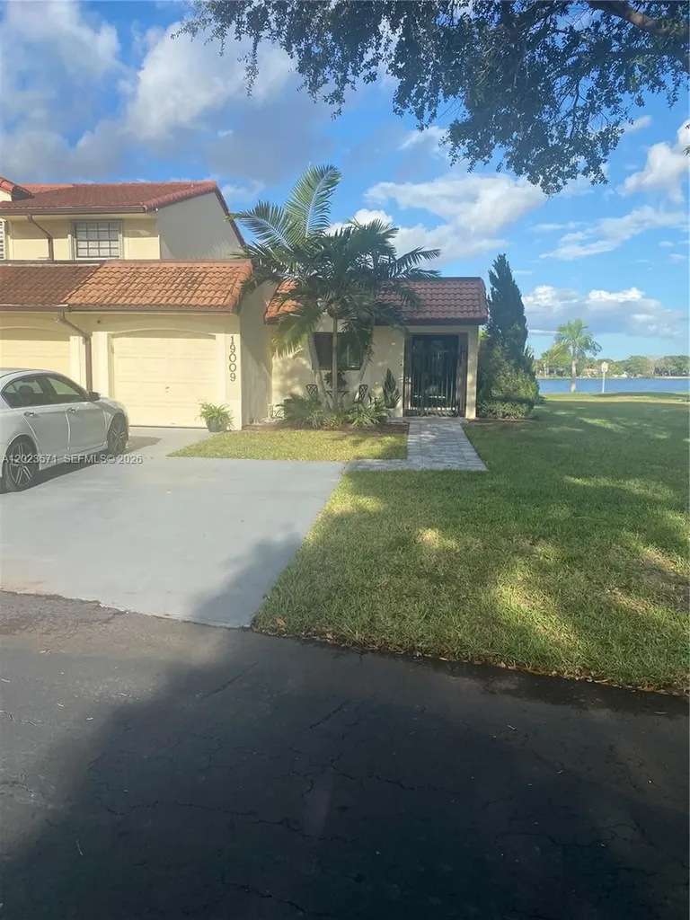 19009 NW 64th Court Hialeah FL 33015