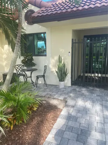 19009 NW 64th Court Hialeah FL 33015