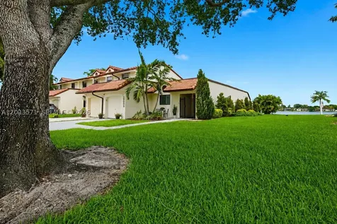 19009 NW 64th Court Hialeah FL 33015