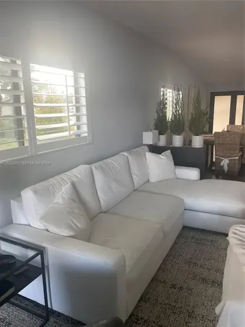 19009 NW 64th Court Hialeah FL 33015